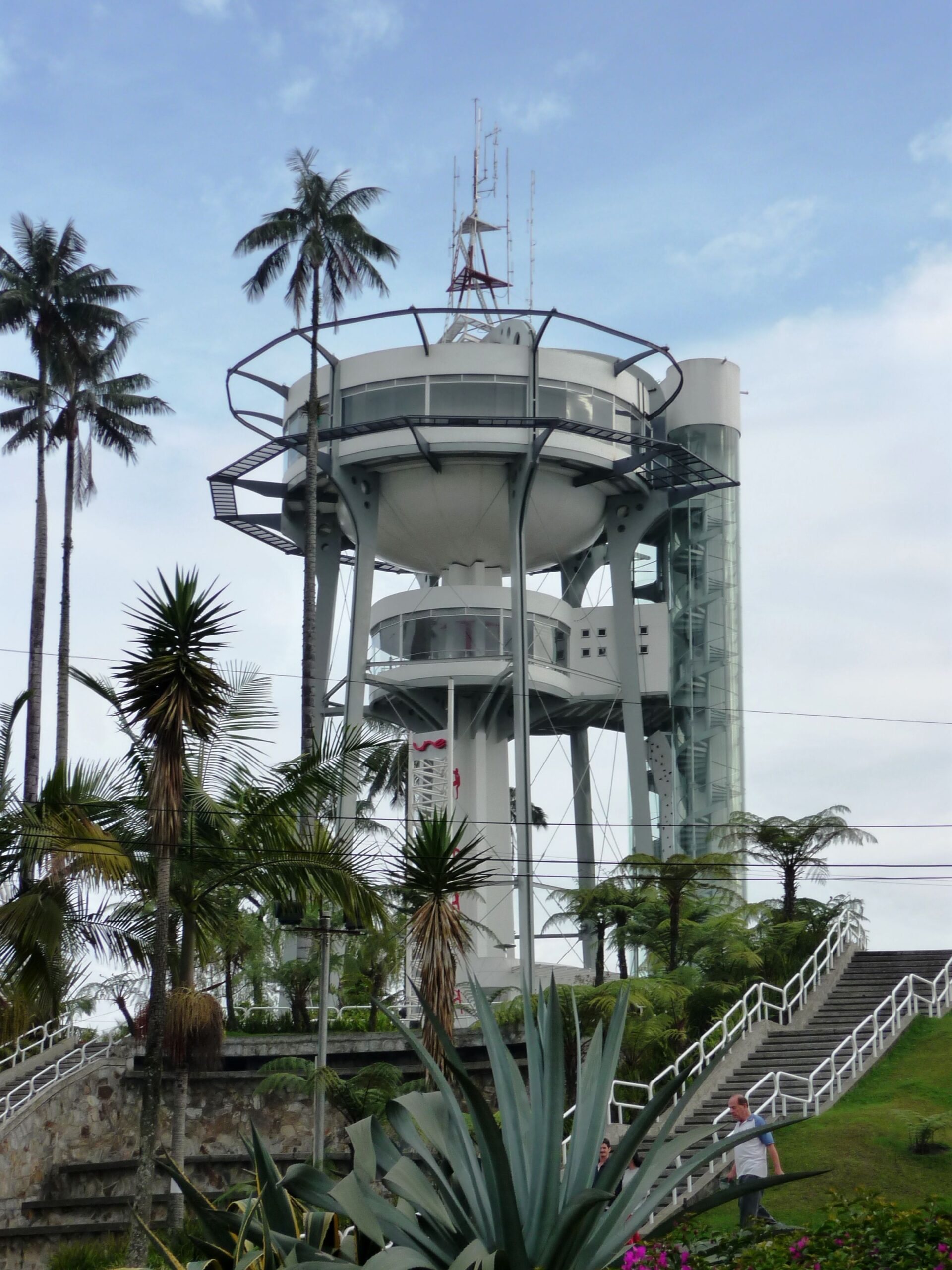 Se anuncia partida para recuperación de Torre al Cielo